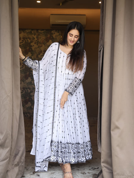 Aditi's White Anarkali Suit Set