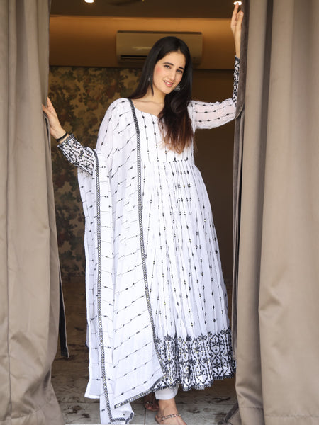 Aditi's White Anarkali Suit Set