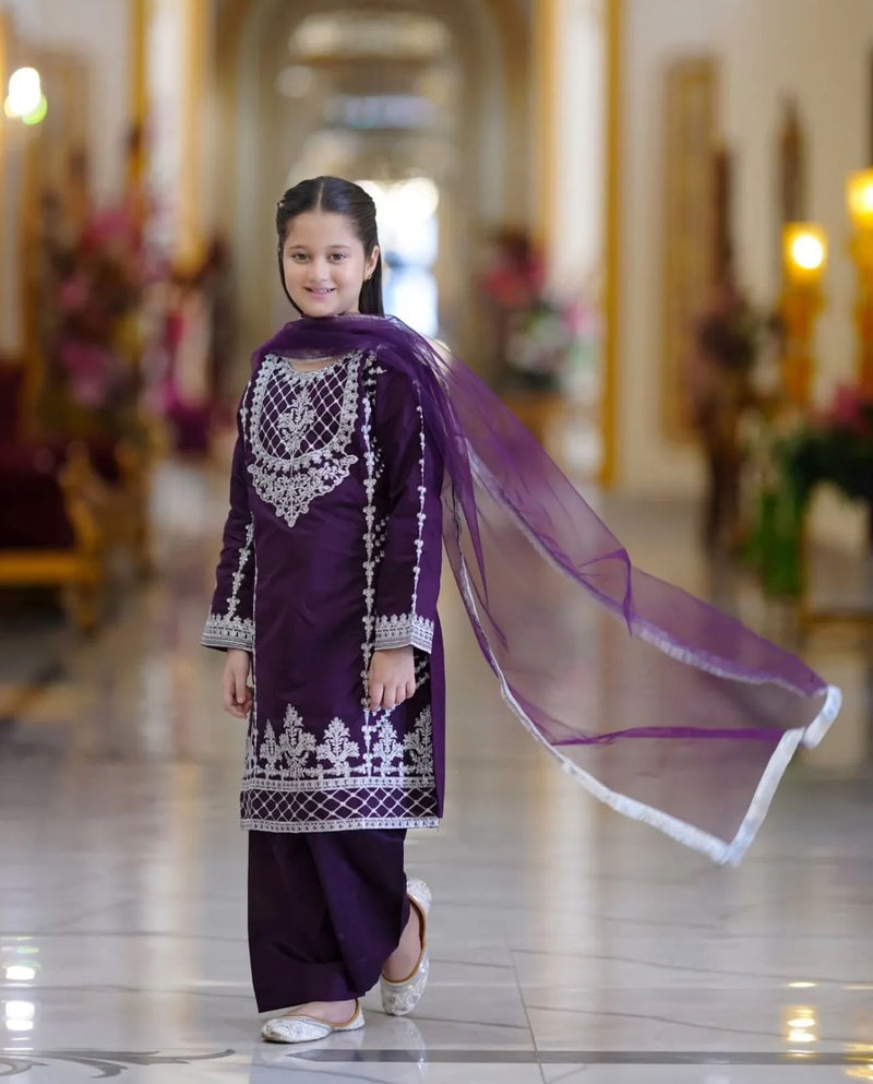 TRENDING TOP WITH BOTTOM AND DUPATTA SET READY TO WEAR COLLECTION OC-214 purple Grape