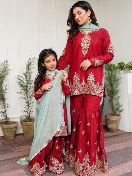 TRENDING  TOP WITH SHARARA AND DUPATTA SET NOC - 6631