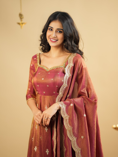 Saakshi`s cosmo Slit Anarkali Premium Suit Set