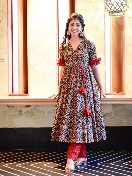 RAYON GOWN KURTA AND PENT SET AC-7005