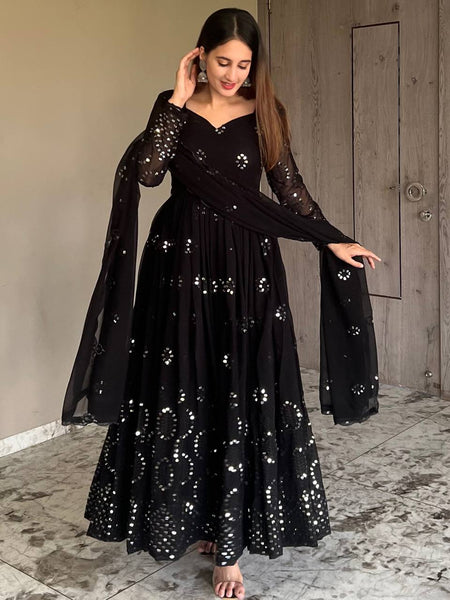 Kajal's Black Embroidered Anarkali Suit