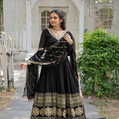 Sandhiya Premium Quality Anarkali Suit Set