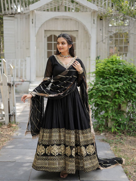 Sandhiya Premium Quality Anarkali Suit Set