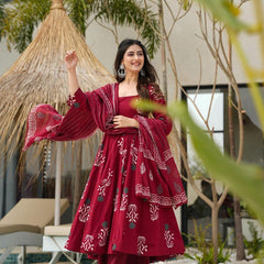 Pavitra's Pure Cotton Anarkali Suit Set