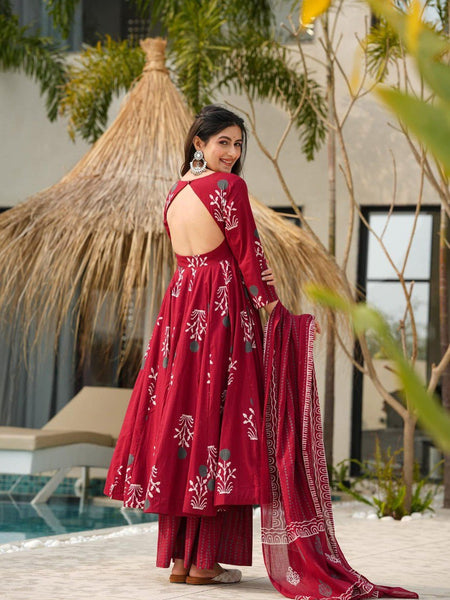 Pavitra's Pure Cotton Anarkali Suit Set