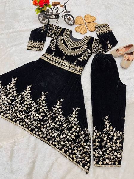 Winter Collection Beautiful Heavy Embroidery Siqunce Work Gownn-Pent OC-190