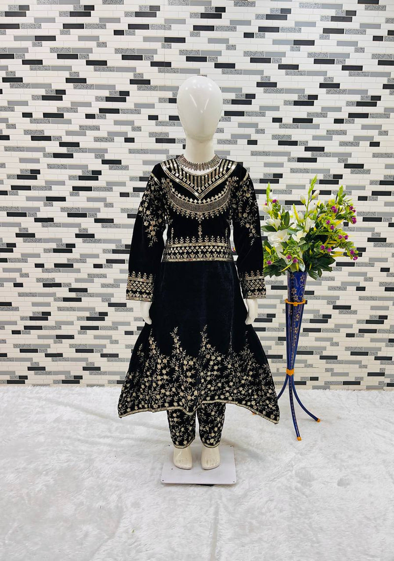 Winter Collection Beautiful Heavy Embroidery Siqunce Work Gownn-Pent OC-190