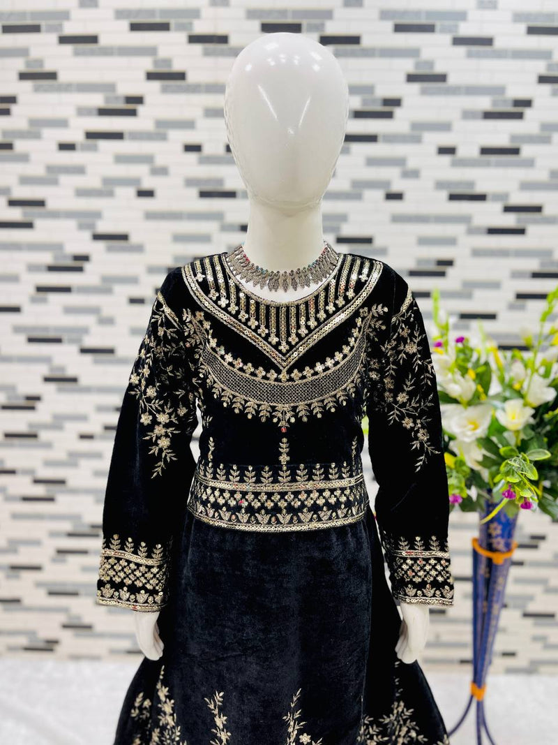 Winter Collection Beautiful Heavy Embroidery Siqunce Work Gownn-Pent OC-190