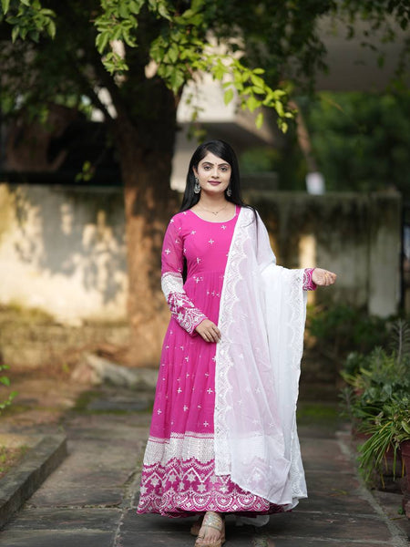 Chandni's Latest Anarkali Suit Set