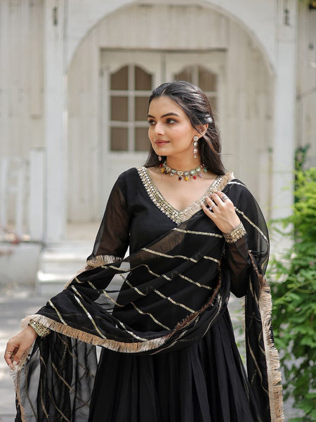 Sandhiya Black Premium Quality Anarkali Suit Set