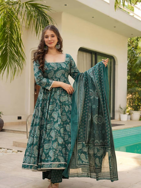 Charvi's Anarkali Suit Set